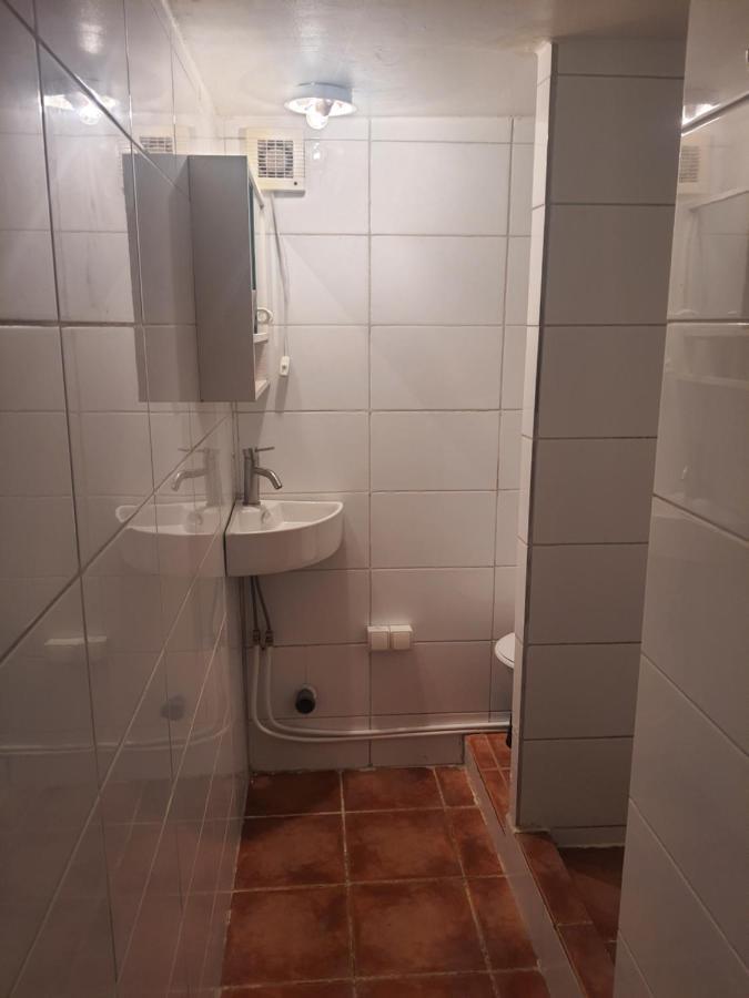 Liten Laegenhet 2 + 2 Pers Fågelfors Esterno foto