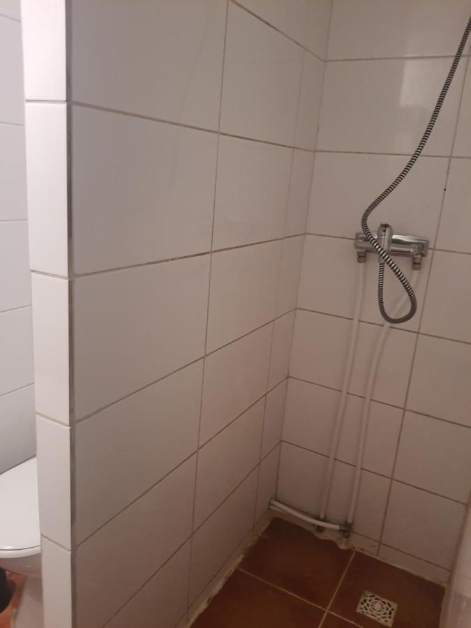 Liten Laegenhet 2 + 2 Pers Fågelfors Esterno foto