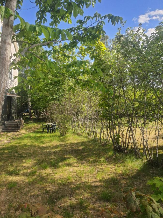 Liten Laegenhet 2 + 2 Pers Fågelfors Esterno foto